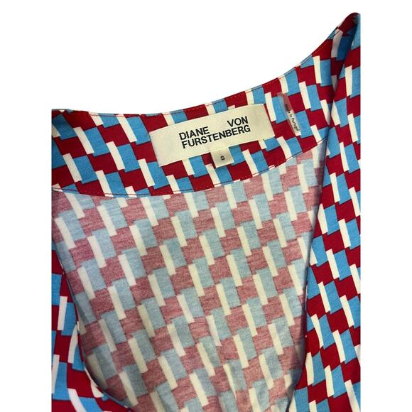 Diane von Furstenberg Maxi Wrap Dress Red/Blue Geometric Print Size‎ S Viscose - Picture 4 of 14